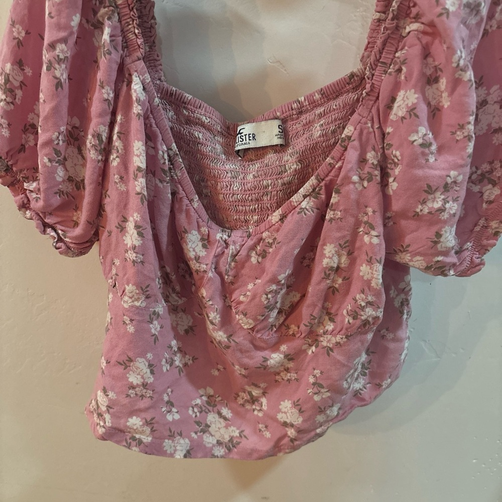Hollister crop top